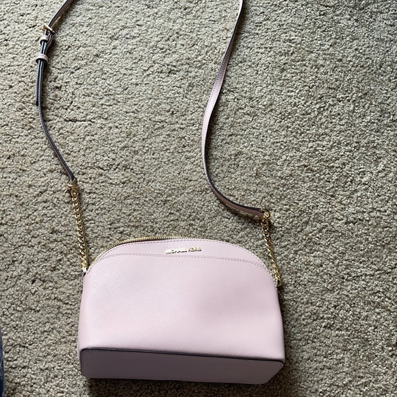Michael Kors cross body - Picture 2 of 7